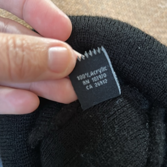 Obey Cuffed Black White and Red Beanie - Picture 8 of 9